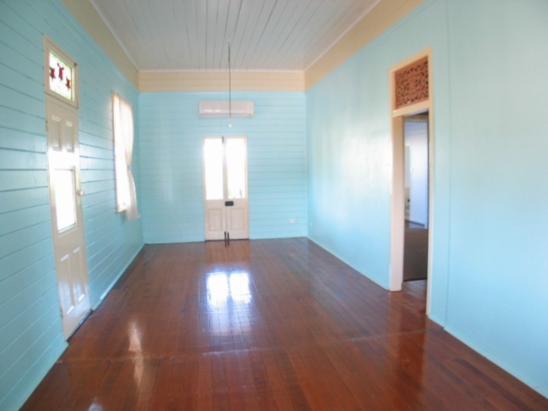 16 Thomas Street, Bowen QLD 4805