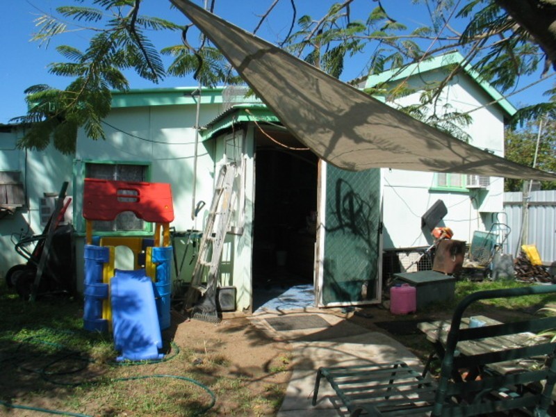 40 Creek Street, Bowen QLD 4805