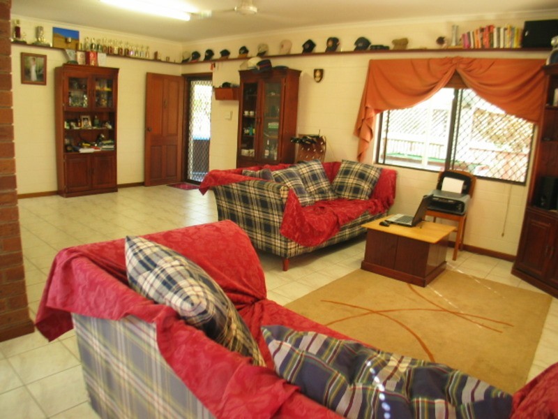 7 Bull Crescent, Bowen QLD 4805