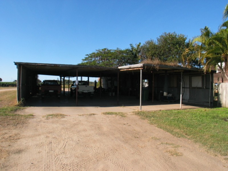 158 Flemington Road, Bowen QLD 4805