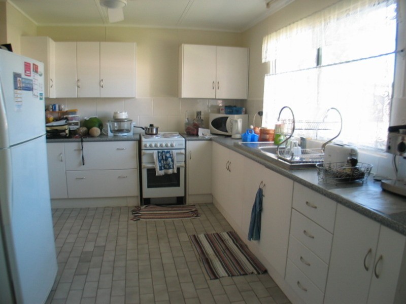 85 Powell Street, Bowen QLD 4805