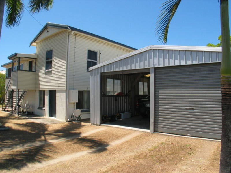 24 Sinclair Street, Bowen QLD 4805