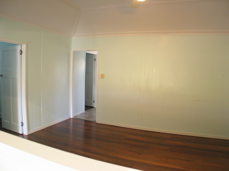 24 Sinclair Street, Bowen QLD 4805