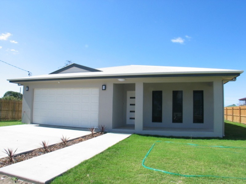 28 Skene Street, Bowen QLD 4805