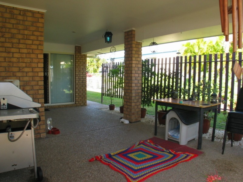 7 Rodney Street, Bowen QLD 4805