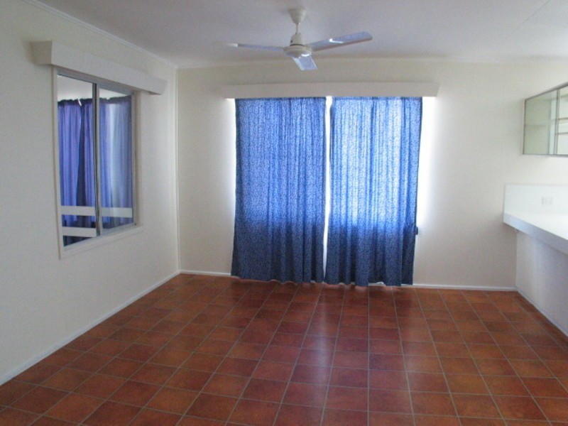 91 Queens Beach Esplanade, Bowen QLD 4805