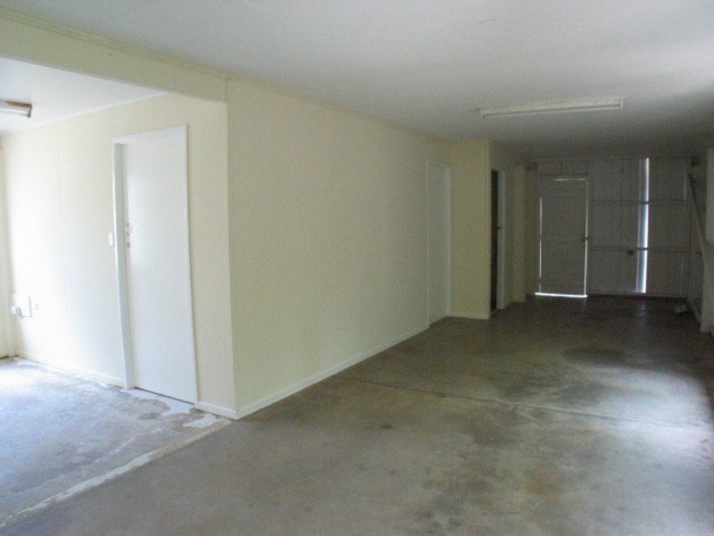 91 Queens Beach Esplanade, Bowen QLD 4805