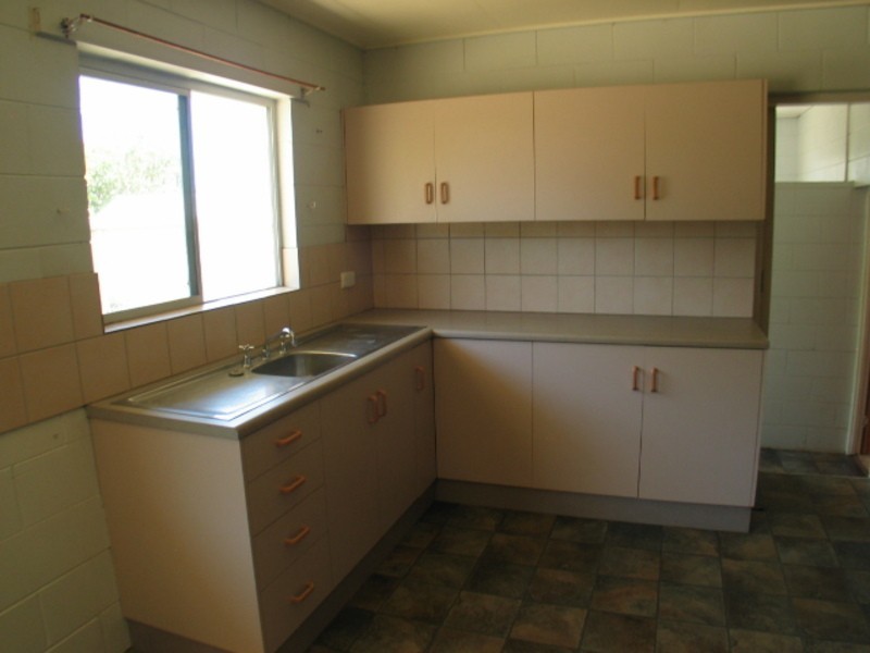 117 Queens Beach Esplanade, Bowen QLD 4805