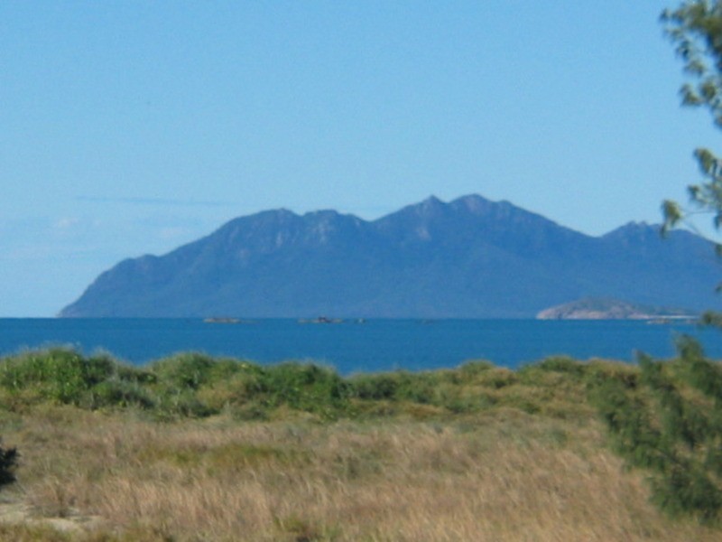 123 Queens Beach Esplanade, Bowen QLD 4805