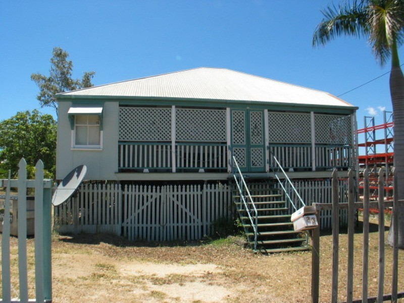 33 Gordon Street, Bowen QLD 4805