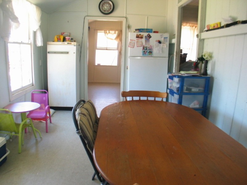 33 Gordon Street, Bowen QLD 4805