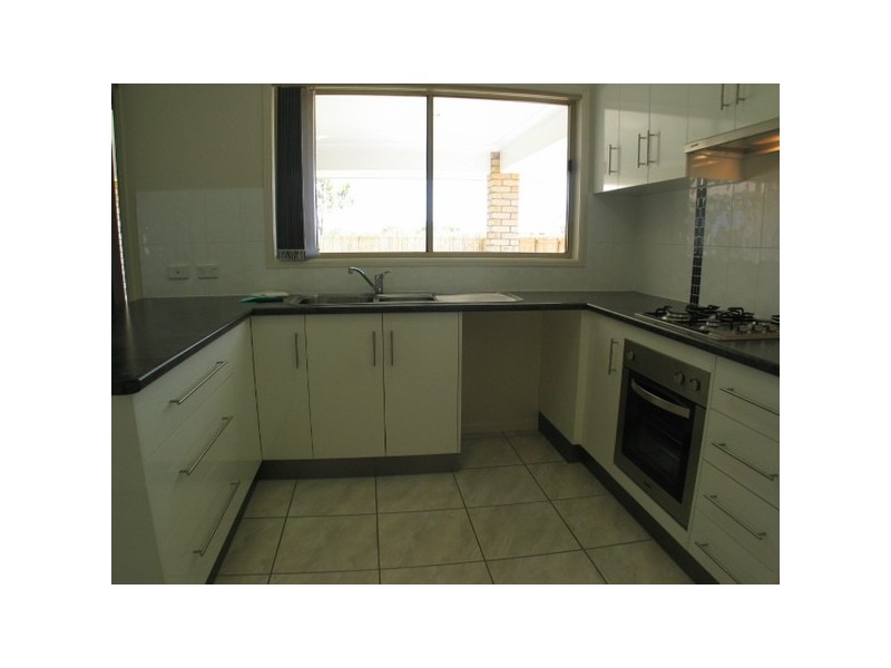 8 Banks Drive, Bowen QLD 4805