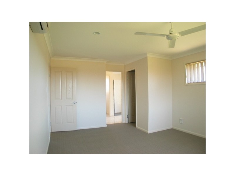 8 Banks Drive, Bowen QLD 4805