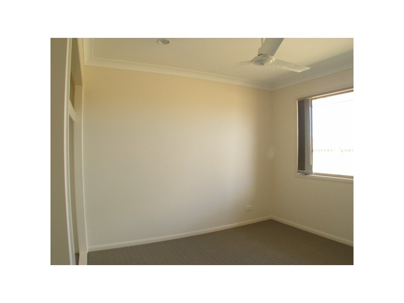 8 Banks Drive, Bowen QLD 4805