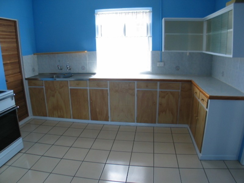 1 Belgravia Road, Bowen QLD 4805