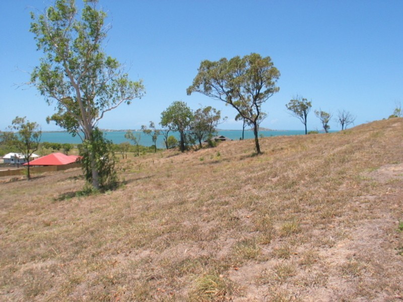 21 Seacove Crescent, Bowen QLD 4805