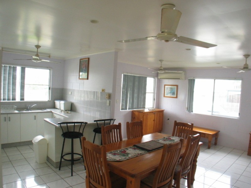 6/30 John Street, Bowen QLD 4805