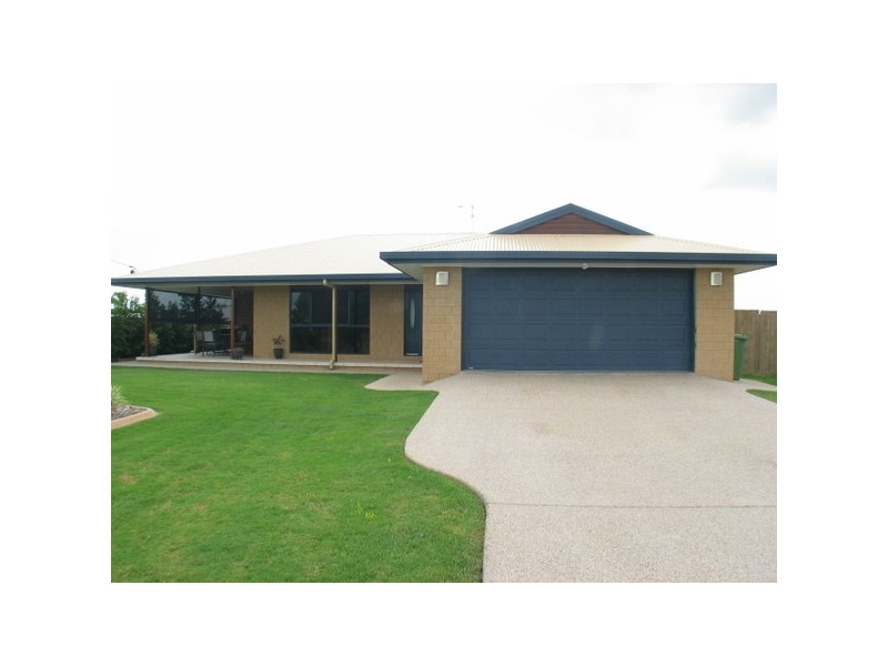 24 Matthews Street, Bowen QLD 4805