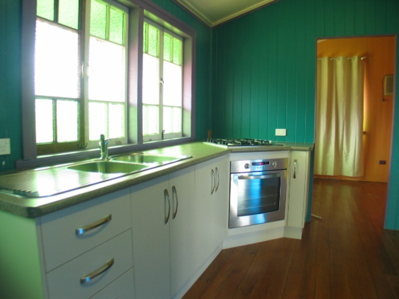 69 Livingstone Street, Bowen QLD 4805