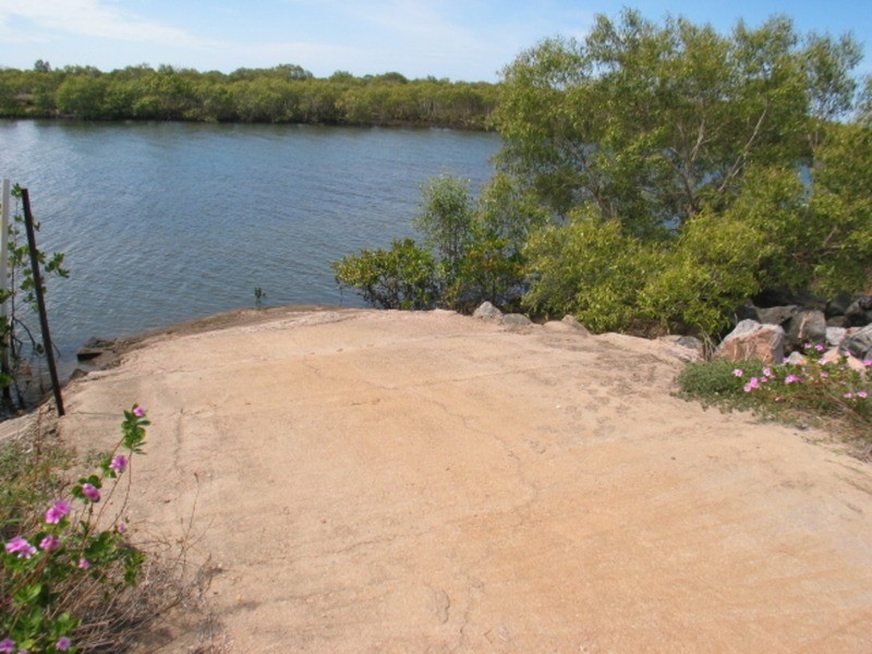 72 Gloucester Street, Bowen QLD 4805