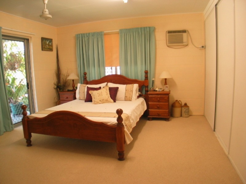 72 Gloucester Street, Bowen QLD 4805