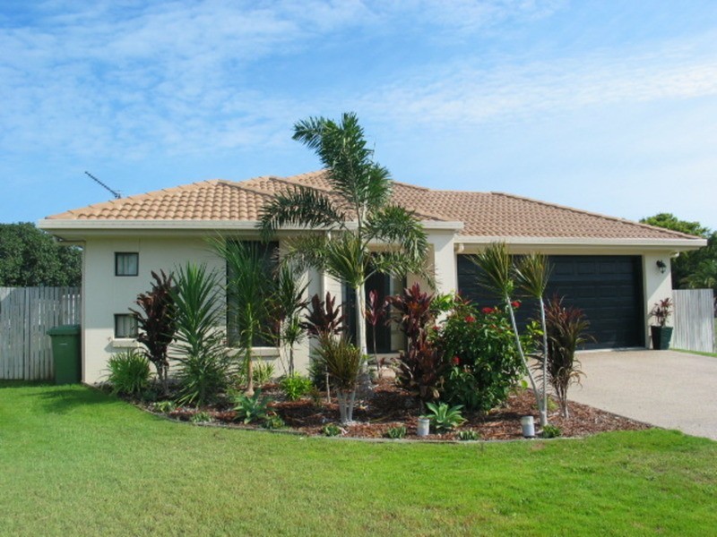 10 Summer Place, Bowen QLD 4805
