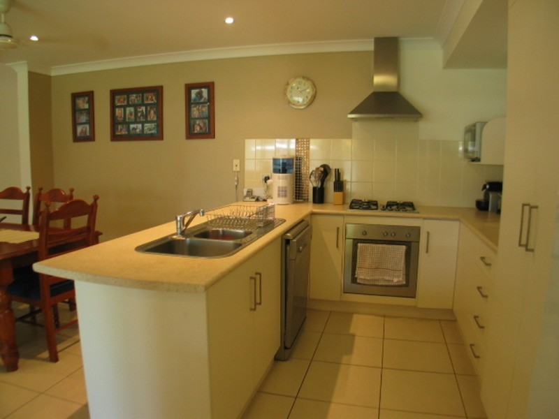 10 Summer Place, Bowen QLD 4805