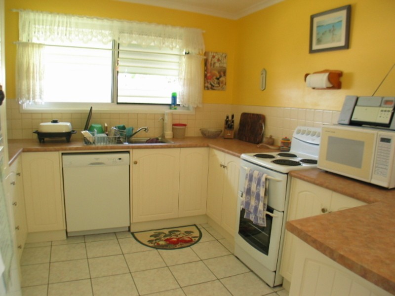 85 Kennedy Street, Bowen QLD 4805