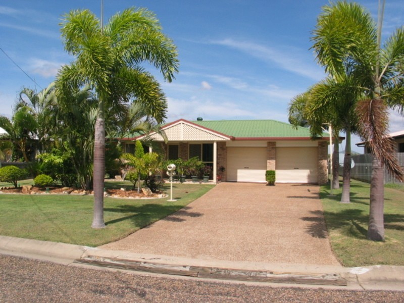 15 Dove Street, Bowen QLD 4805