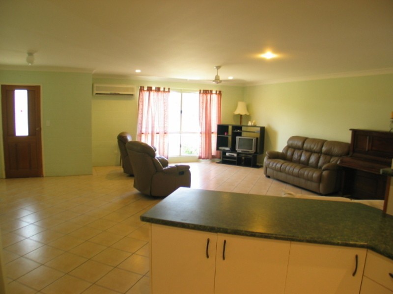 56  Gloucester Street, Bowen QLD 4805