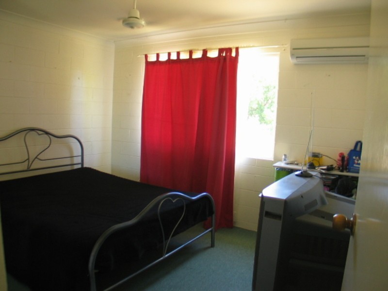 56  Gloucester Street, Bowen QLD 4805