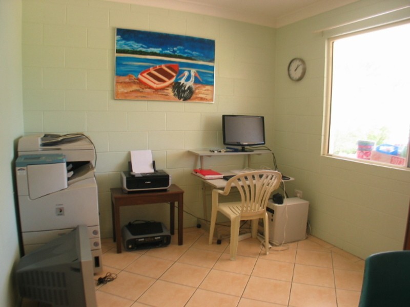 56  Gloucester Street, Bowen QLD 4805