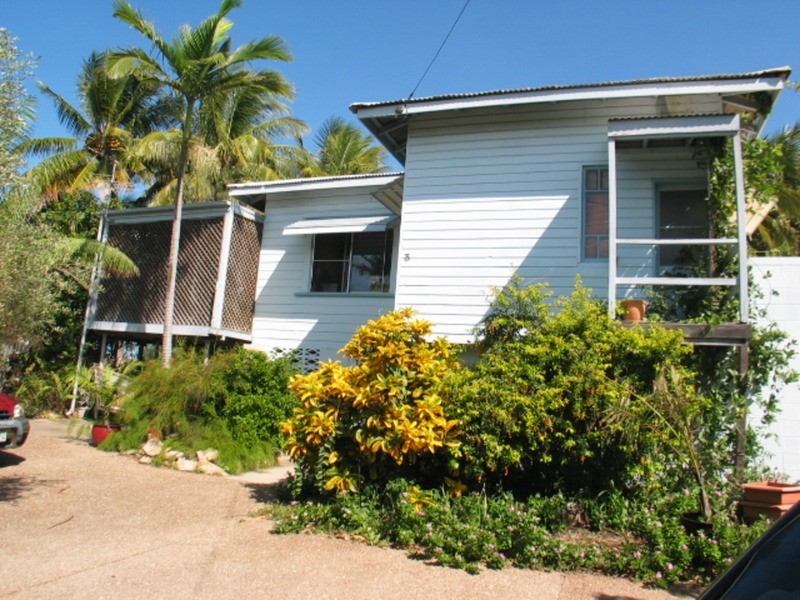 3 Thomas Street, Bowen QLD 4805