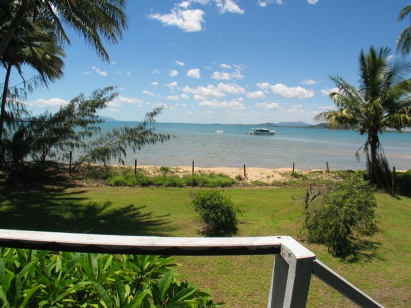 3 Thomas Street, Bowen QLD 4805