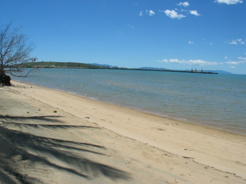 3 Thomas Street, Bowen QLD 4805