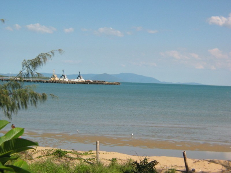 3 Thomas Street, Bowen QLD 4805