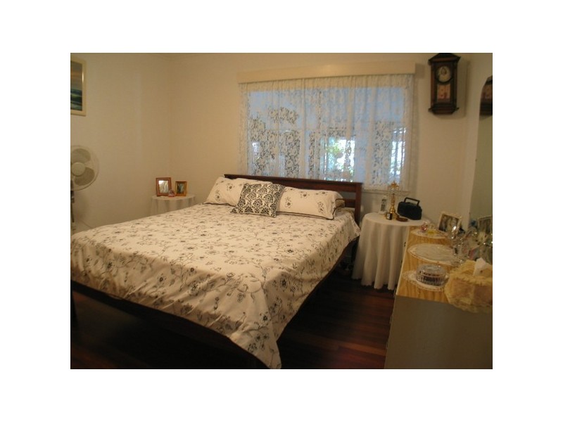 102 Gregory Street, Bowen QLD 4805