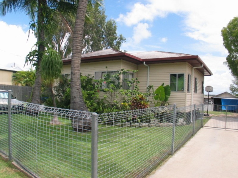 9 Belgravia Road, Bowen QLD 4805