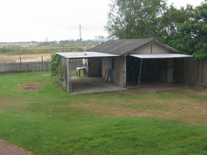 9 Belgravia Road, Bowen QLD 4805