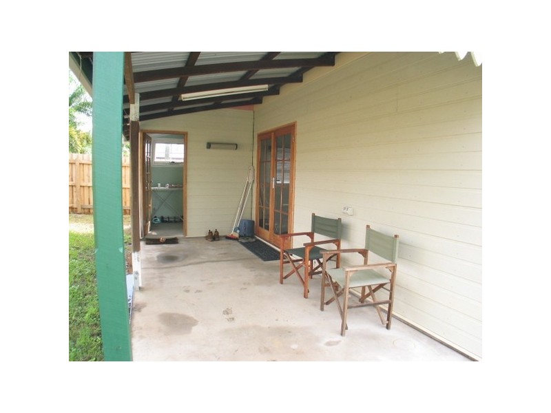 61 Reynolds Street, Bowen QLD 4805