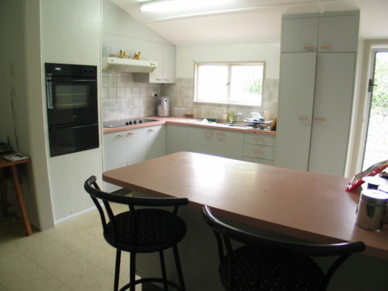 14 Livingstone Street, Bowen QLD 4805