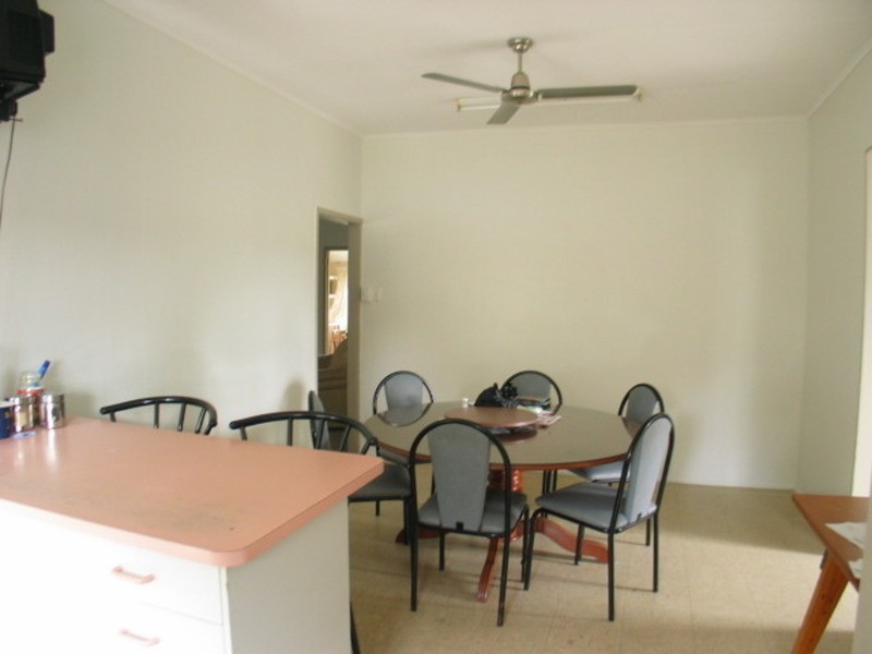 14 Livingstone Street, Bowen QLD 4805