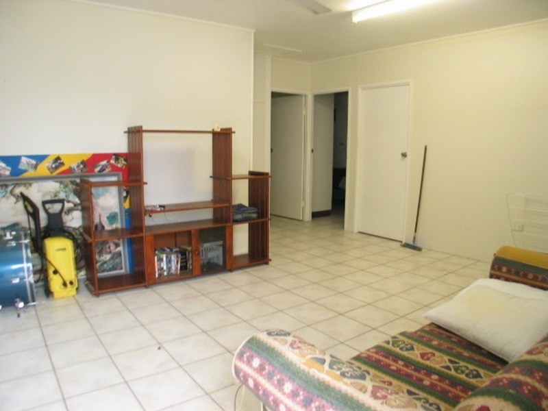 14 Livingstone Street, Bowen QLD 4805