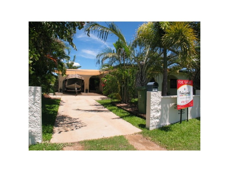 107 Hillview Road, Bowen QLD 4805