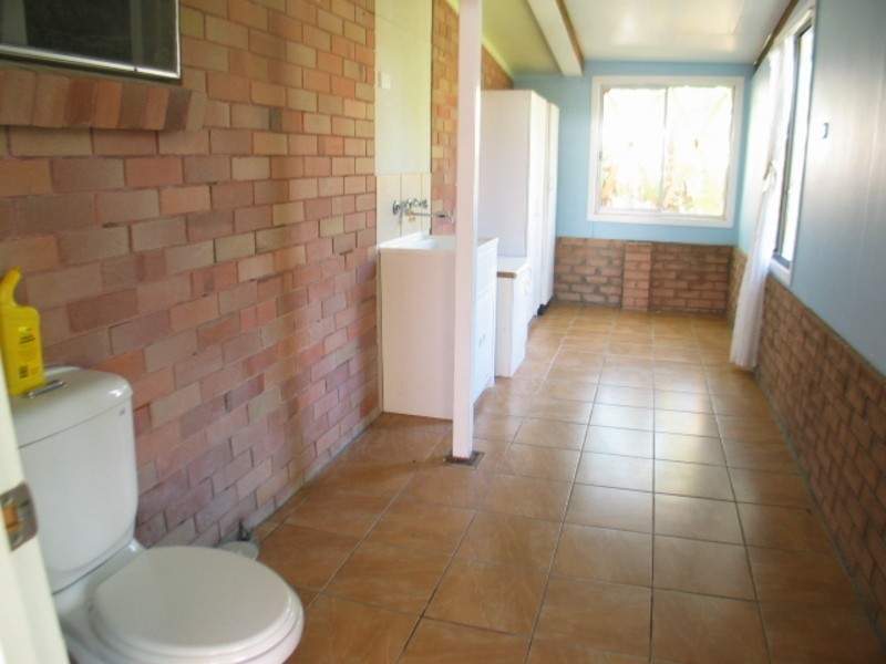 77 Whitsunday Street, Bowen QLD 4805