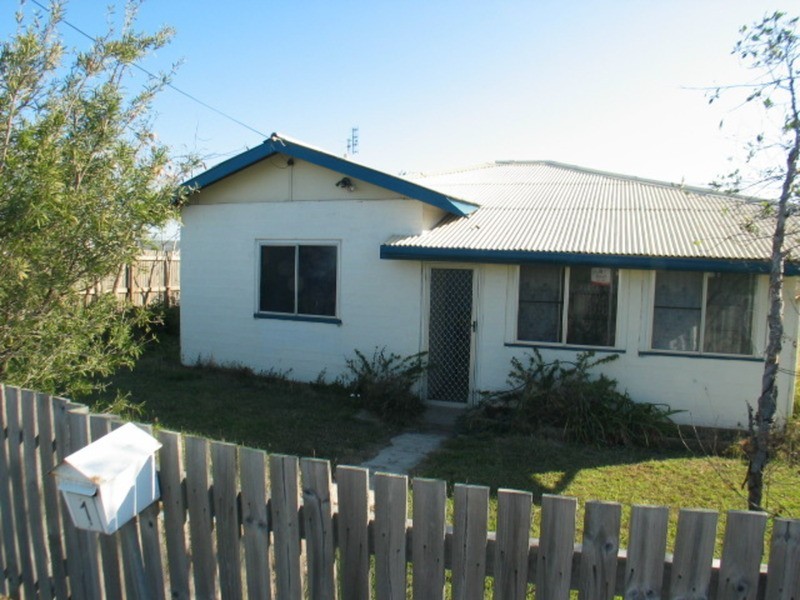 1 Belgravia Road, Bowen QLD 4805