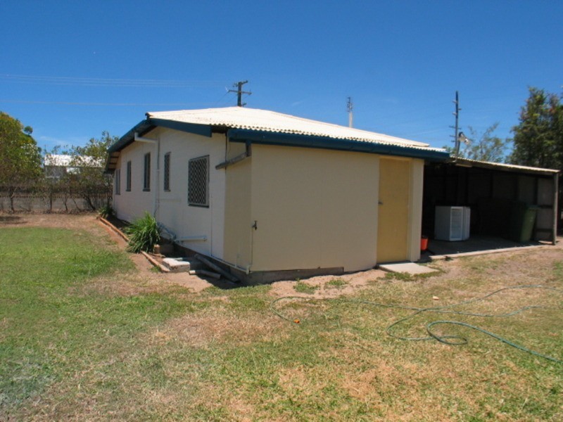 1 Belgravia Road, Bowen QLD 4805