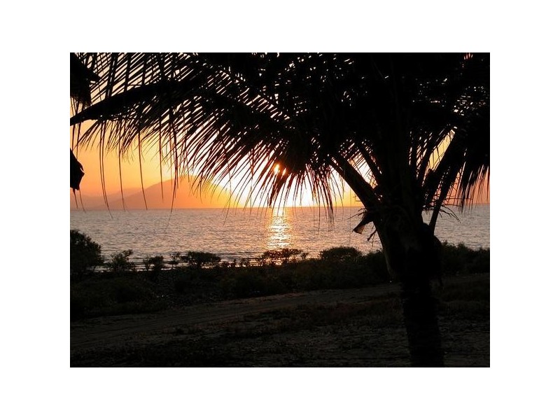 6 Baxter Avenue, Brisk Bay QLD 4805