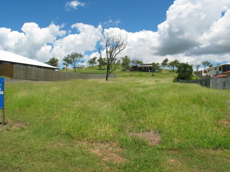 13 Marine Parade, Bowen QLD 4805