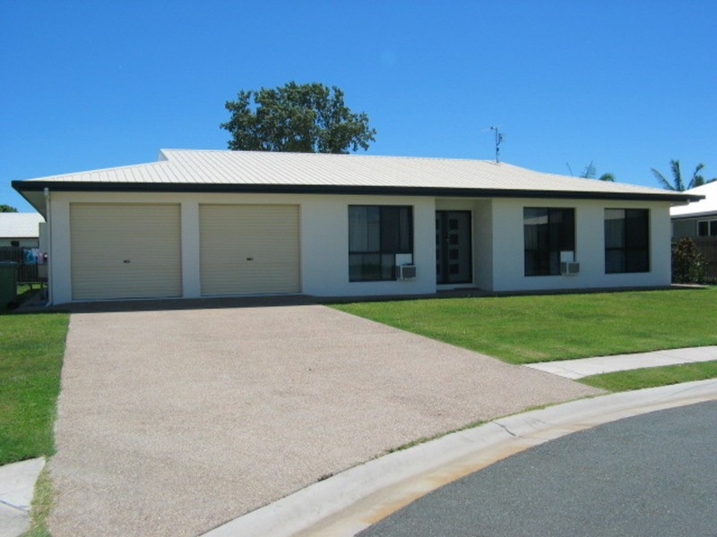 19 Hillview Place, Bowen QLD 4805